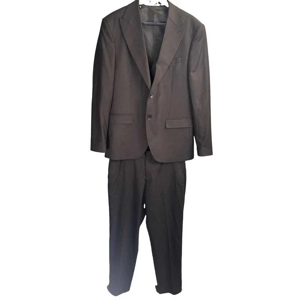 Cengizhan Baybars  3-Piece Suit Brown Suit Size US 40R Paisley Interior